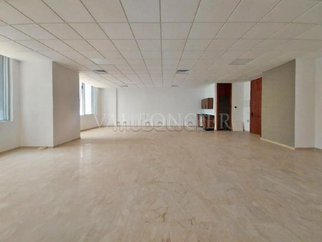 Bureau location à Anfa, Gharb-Chrarda-Beni Hssen