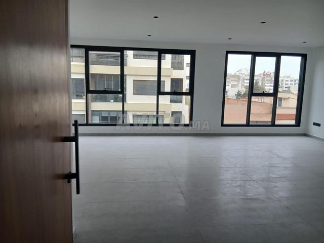 Bureau location à Anfa, Gharb-Chrarda-Beni Hssen