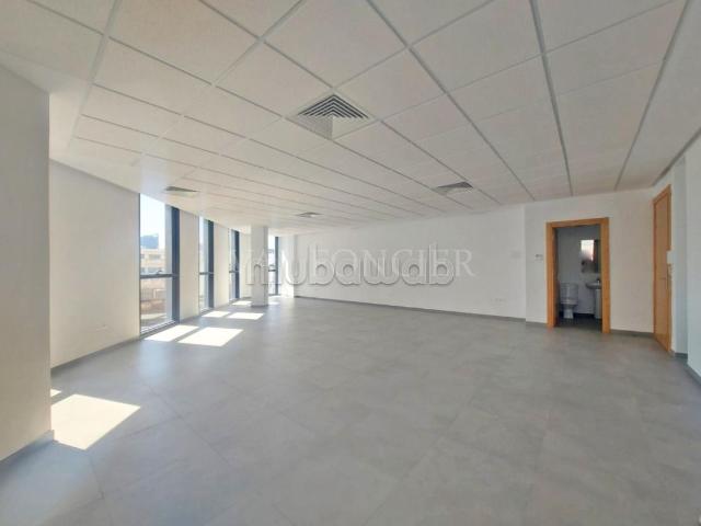 Bureau location à Anfa, Gharb-Chrarda-Beni Hssen