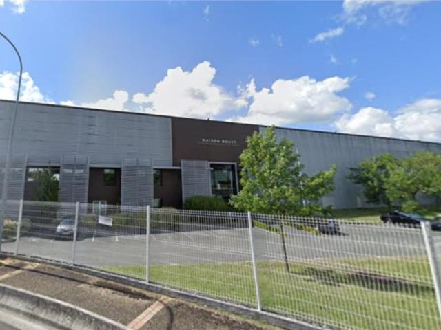Local Commercial location à Bordeaux, Ambarès-et-lagrave