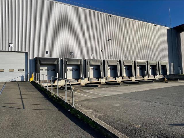 Local Commercial location à Bordeaux, Blanquefort