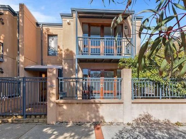 House for rent in Cockburn, Western Australia