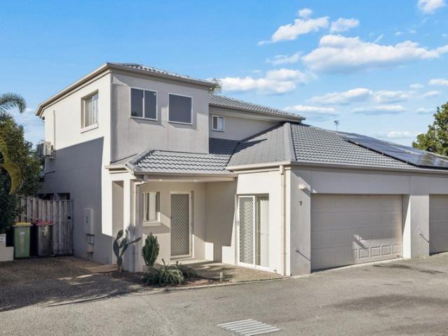 Townhouse for sale in Fernbrook, Queensland