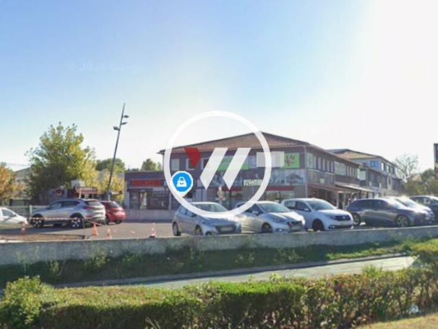 Local Commercial location à Aix-en-Provence, Peynier
