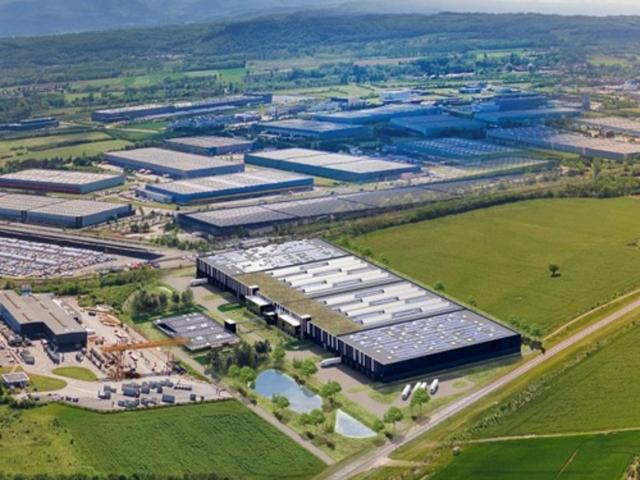 Local Commercial location à Belley, Blyes