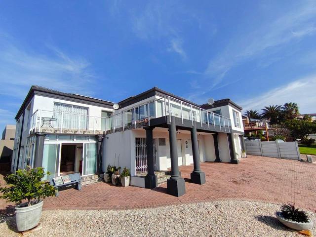 House for sale in Cape St Francis, Eastern Cape