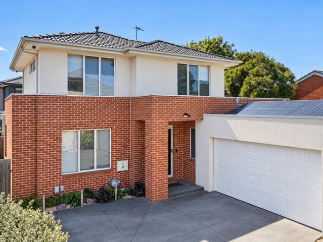 Townhouse for sale in Carrum, Melbourne