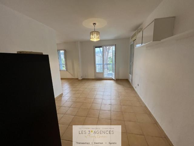 Appartement location à Arrondissement de Draguignan, Cogolin