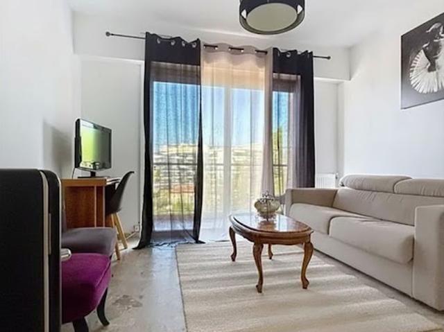 Studio location à Pierre Longue, Cannes