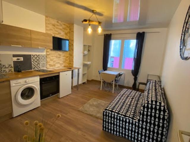 Studio location à Valence