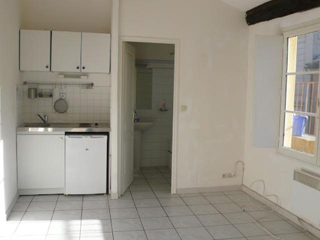 Studio location à Puech du Teil, Nîmes