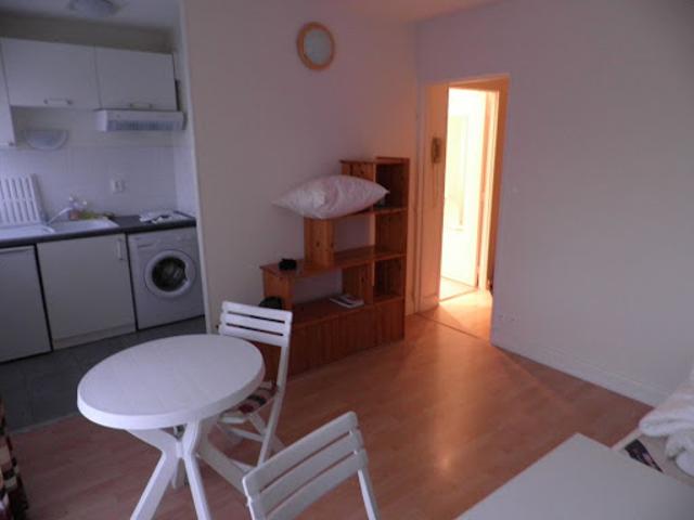 Studio location à Nanterre, Courbevoie