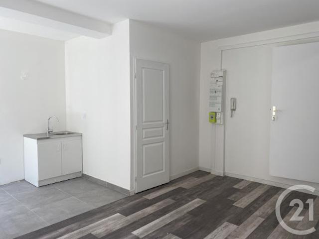 Studio location à Cité de Bernaudin, Annonay