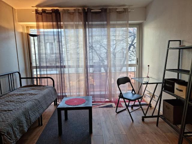 Studio location à Bordeaux, Nansouty