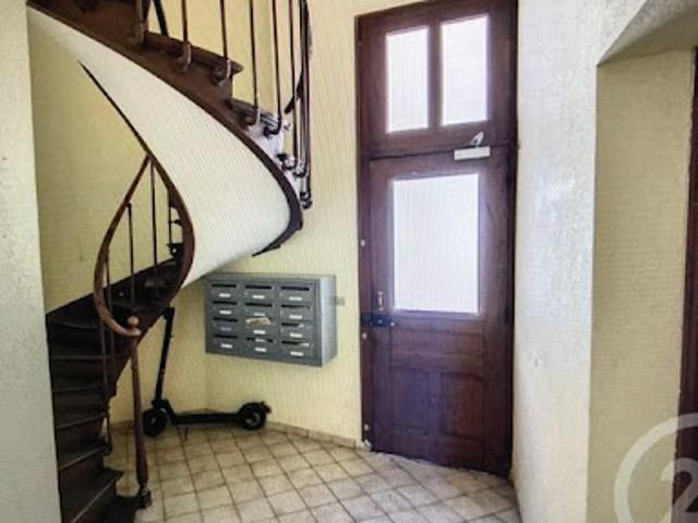 Studio location à Sens