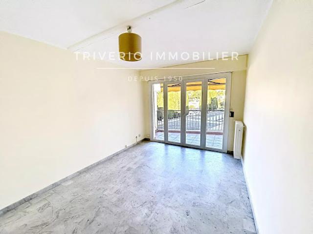 Studio location à Grasse, Le Cannet