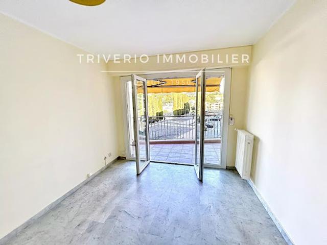 Studio location à Grasse, Le Cannet