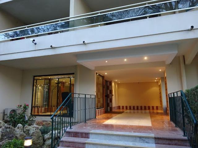 Studio location à Grasse, Cannes