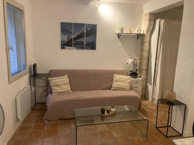 Studio location à Avignon