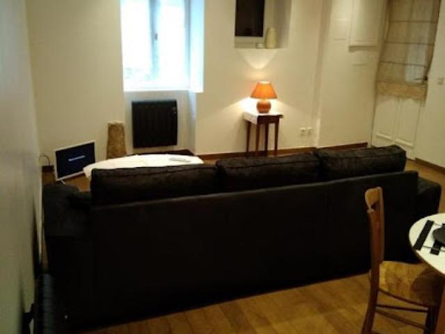 Studio location à Palaiseau, La Ville-du-bois