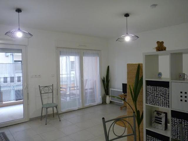 Studio location à Arles
