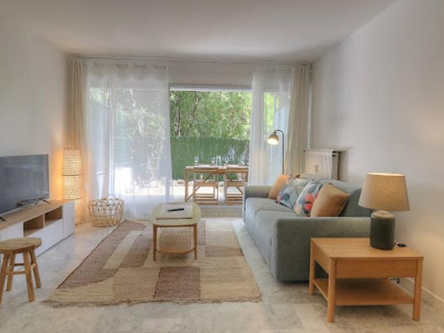 Studio location à Grasse, Antibes