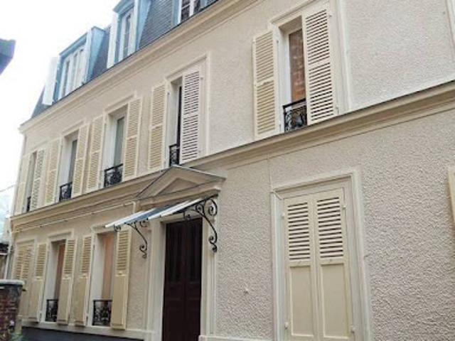 Studio location à France métropolitaine, Clichy