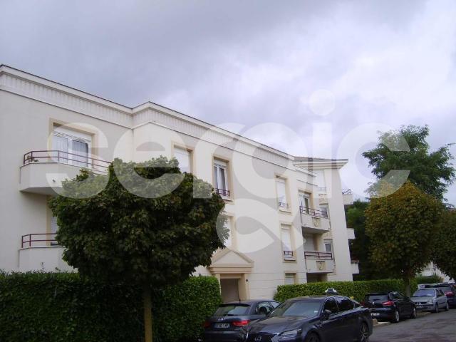 Studio location à Pontoise, Courdimanche