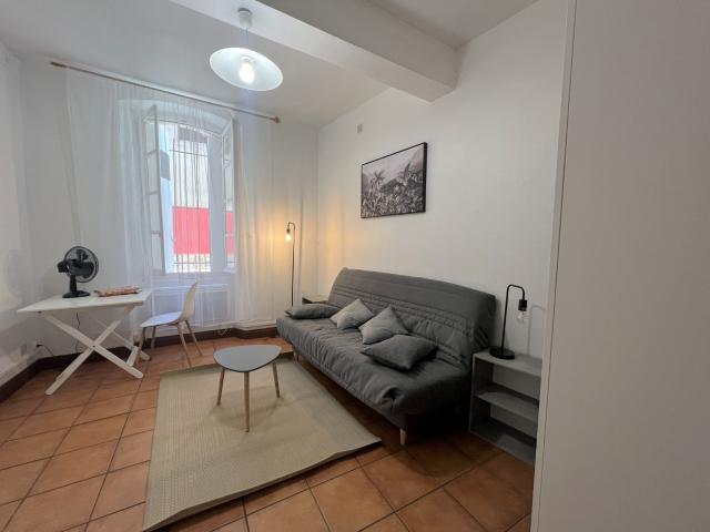 Studio location à Avignon