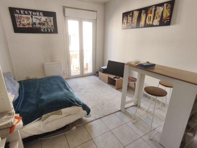 Studio location à Lodève, Villeneuvette