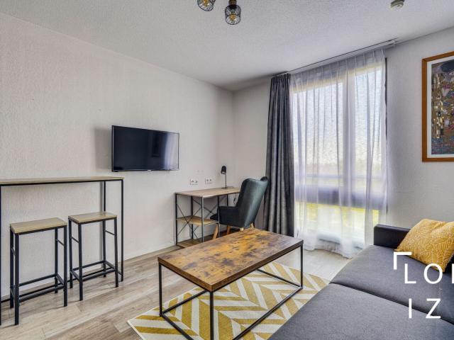 Studio location à Courtine, Avignon