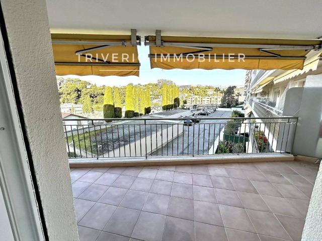 Studio location à Grasse, Le Cannet