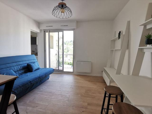 Studio location à Nîmes