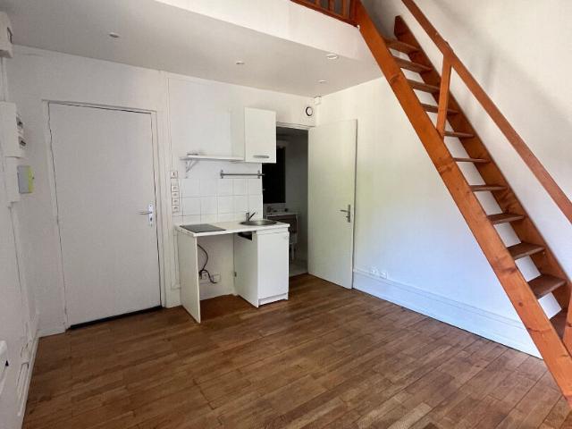 Studio location à La Buissière, Oullins-Pierre-Bénite