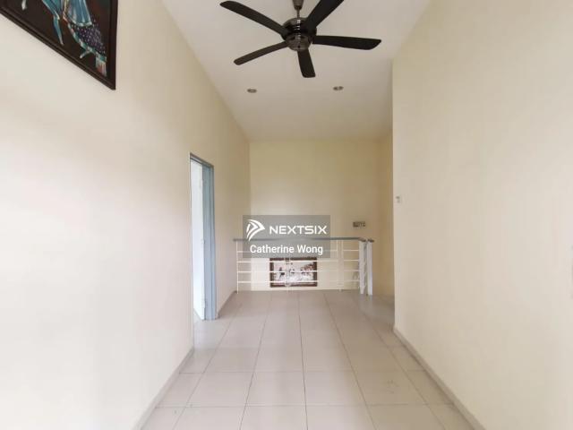 Residential House for rent in Mukim 13, Georgetown
