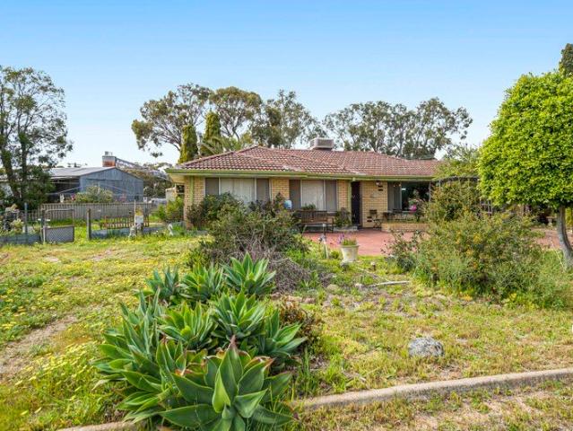 House for sale in Moora, Shire Of Moora