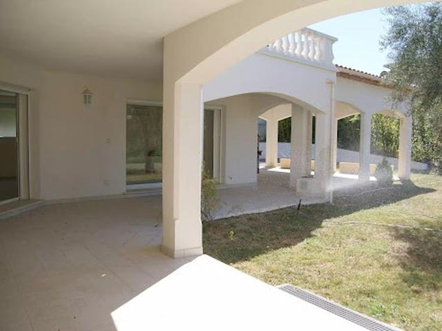 Villa location à Grasse, La Roquette-sur-siagne