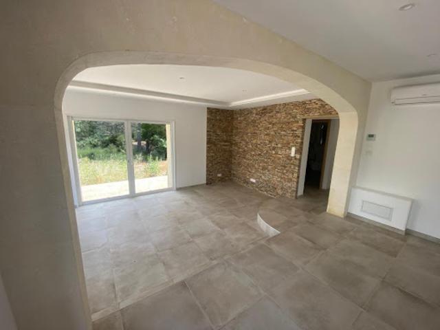 Villa location à Nîmes