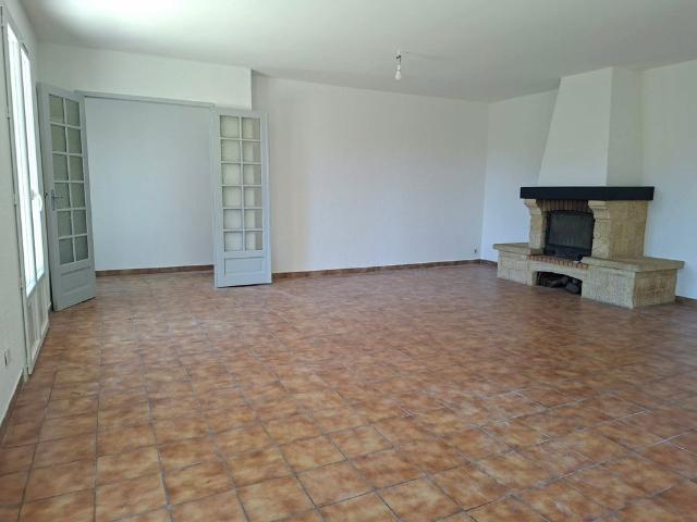 Maison location à Nîmes, Vauvert