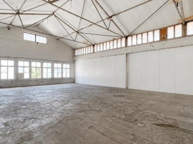 Atelier mieten in Saint-Ursanne, Jura