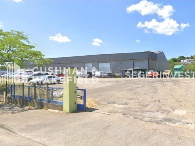 Local Commercial location à Besançon