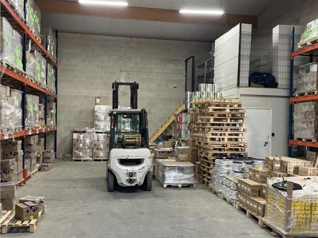 Local Commercial location à Senlis, Crépy-en-valois