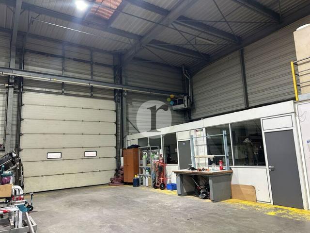 Local Commercial location à Douai, Cuincy