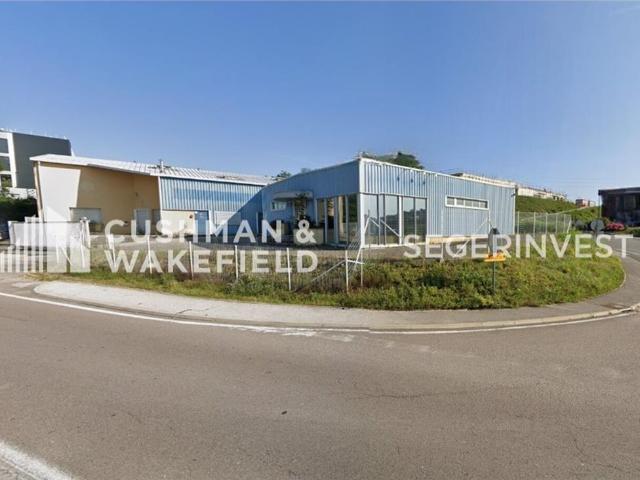 Local Commercial location à Besançon, École-Valentin