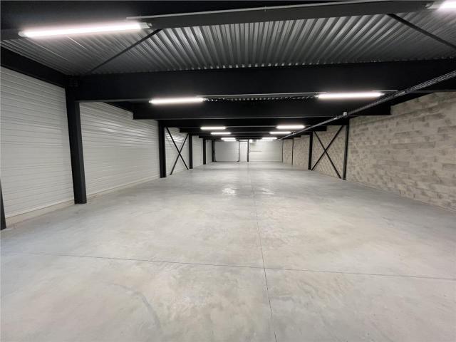 Local Commercial location à Nanterre, Gennevilliers