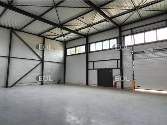 Local Commercial location à Palaiseau, Marcoussis