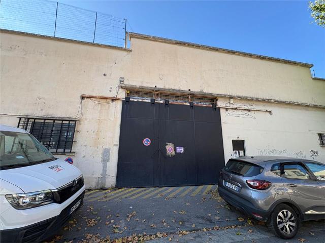 Local Commercial location à Marseille