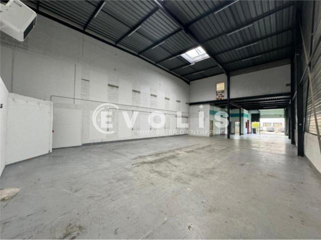 Local Commercial location à Palaiseau, Massy