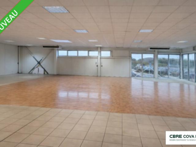 Local Commercial location à Besançon, Miserey-salines