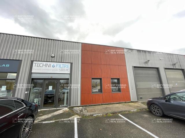 Local Commercial location à Toulouse, Montrabé